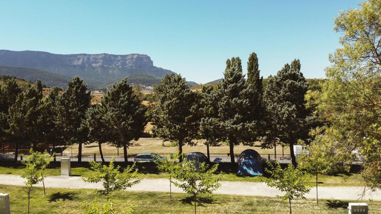 El Arrebol Comfort Camp Jaca Eksteriør billede