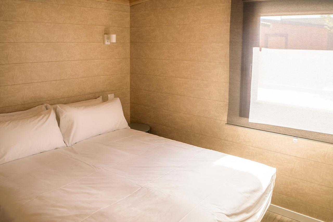 El Arrebol Comfort Camp Jaca Eksteriør billede