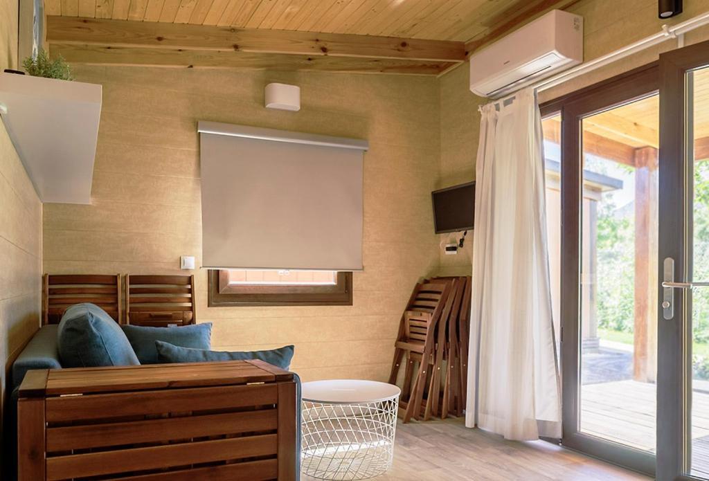 El Arrebol Comfort Camp Jaca Eksteriør billede