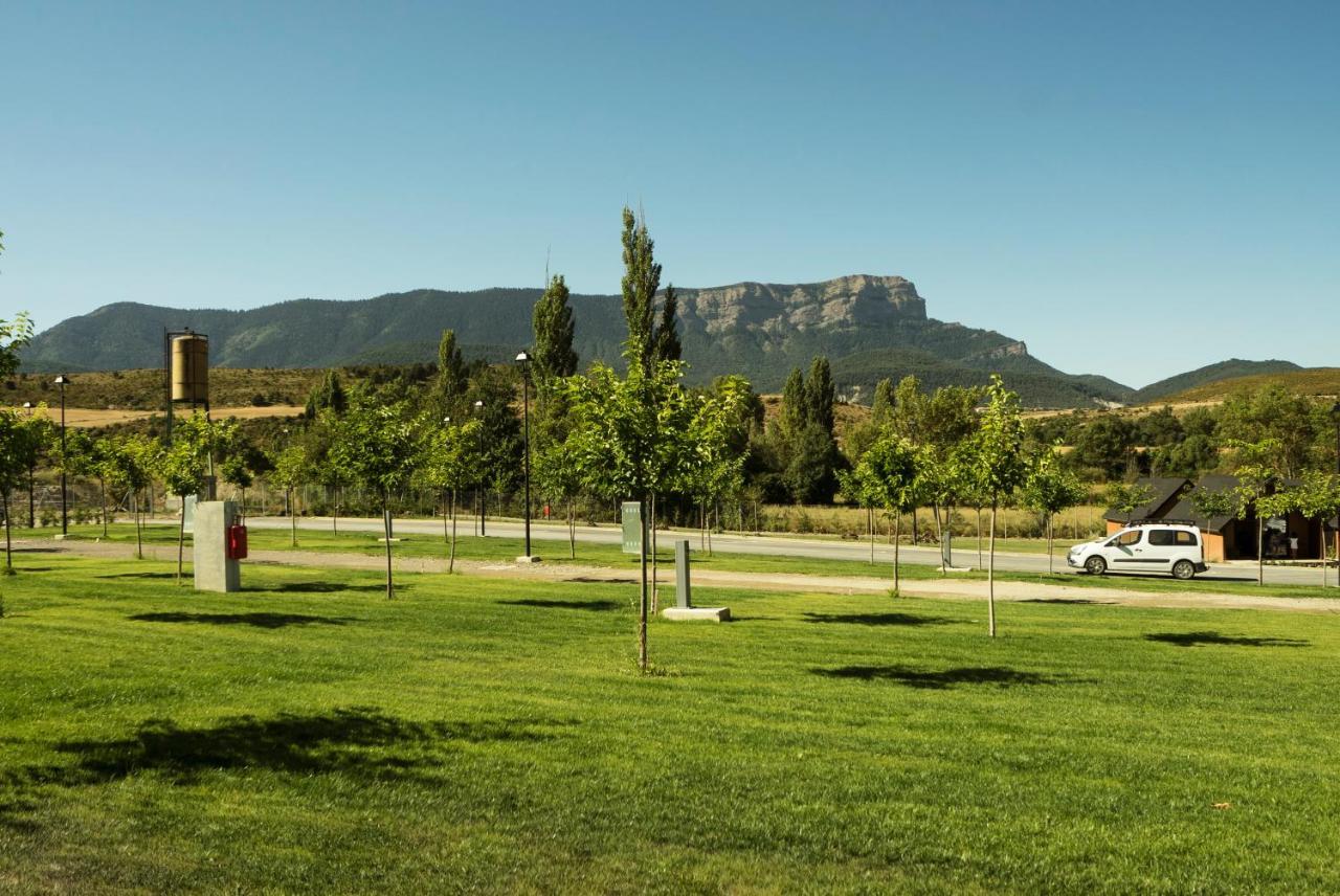 El Arrebol Comfort Camp Jaca Eksteriør billede